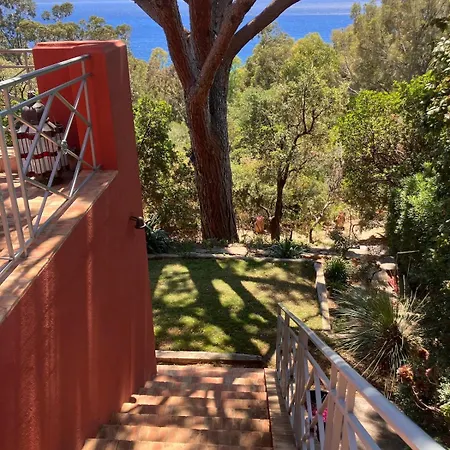 Li Maiou Beautiful Sea View Property, Very Quiet * Le Rayol-Canadel-sur-Mer